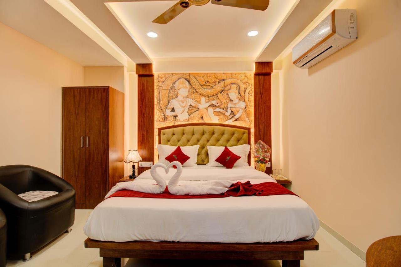 Hotel Samaira Residency,Dombivali Дайв Экстерьер фото