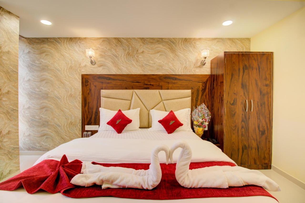 Hotel Samaira Residency,Dombivali Дайв Экстерьер фото